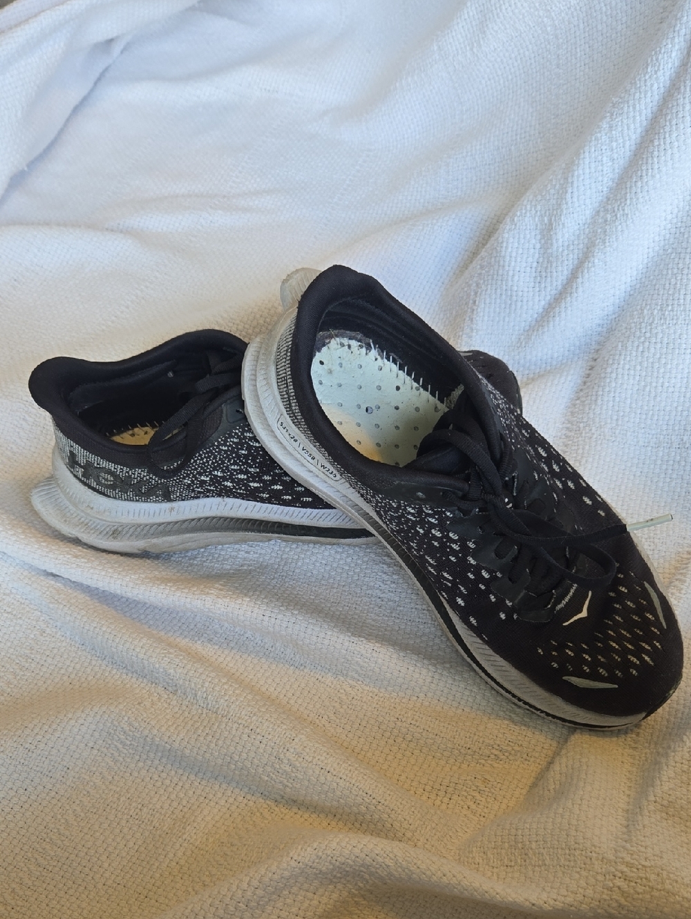HOKA KAWANA Black & White Womans Running Sneakers